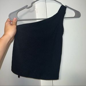 Black one strap urban tank:))🖤